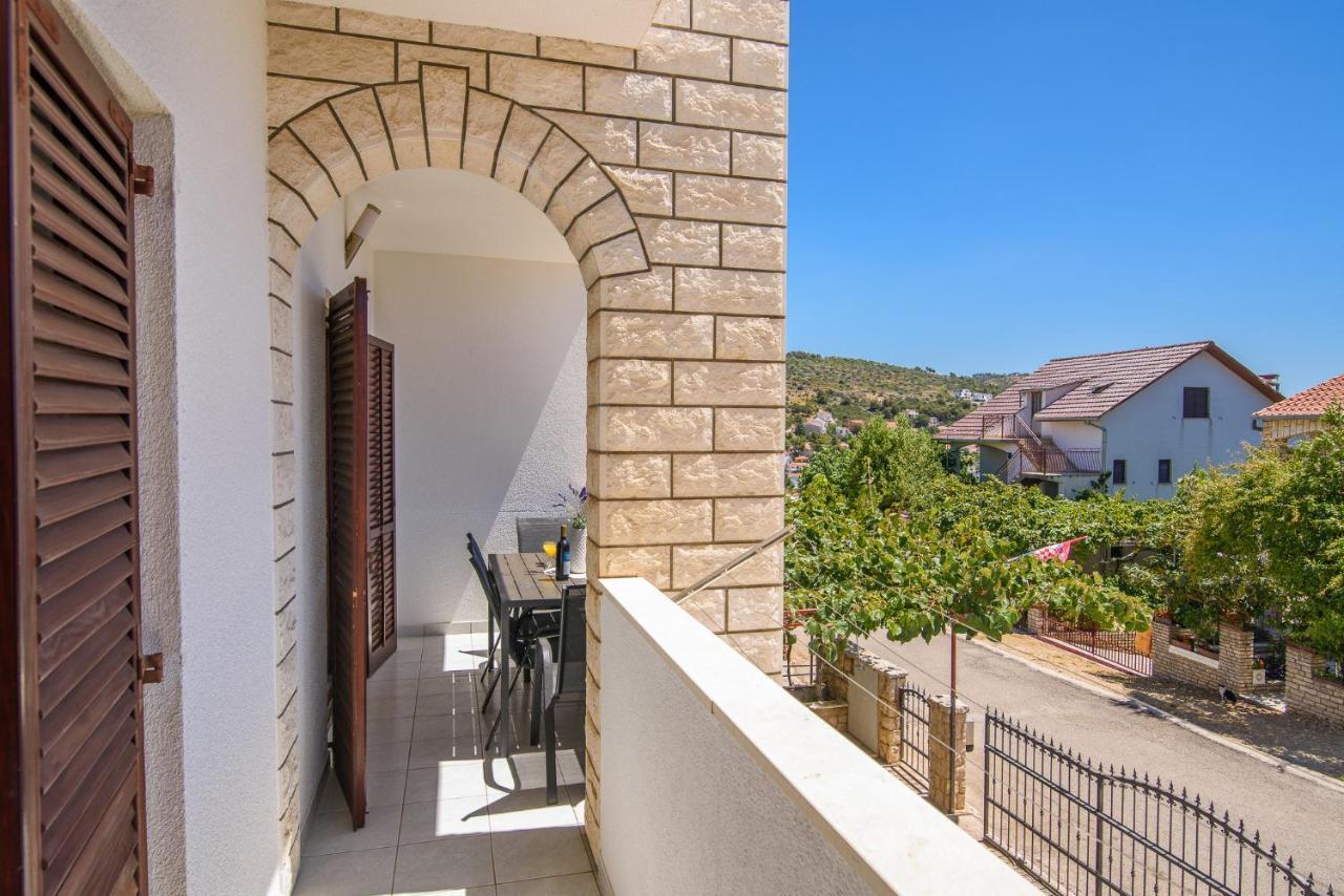 Apartments Kristo Trogir Buitenkant foto