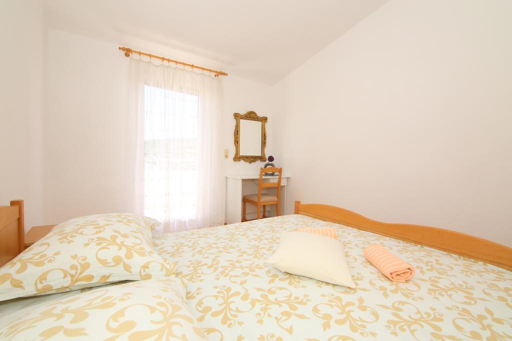 Apartments Kristo Trogir Buitenkant foto