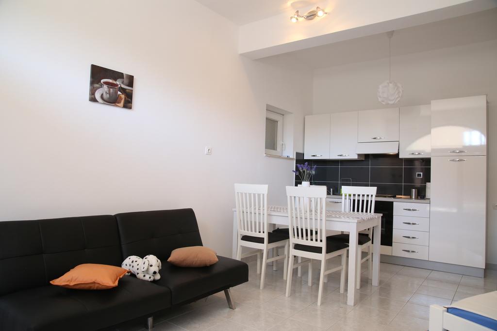 Apartments Kristo Trogir Buitenkant foto
